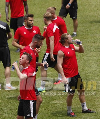 Jugadores de Canadá sintieron el rigor del clima de San Pedro Sula