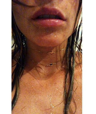 Las fotos íntimas de la mujer de Cassano que están dando de qué hablar en Italia