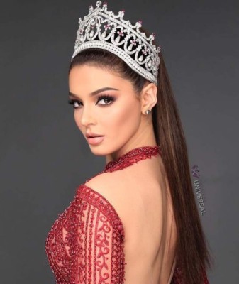 Giovani Dos Santos, 'pillado' en una cita con la infartante Miss México