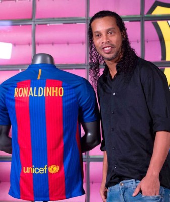 RUMORES Y FICHAJES: ¿Chicharito a la Premier? El Barça va por un técnico ganador