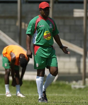 La vida y carrera de Gilberto Yearwood en imágenes