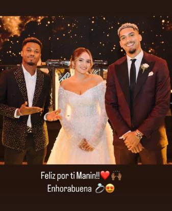 Araujo se casó en una iglesia metodista: su bella esposa, el único jugador del Barça que lo acompañó y la fiesta secreta