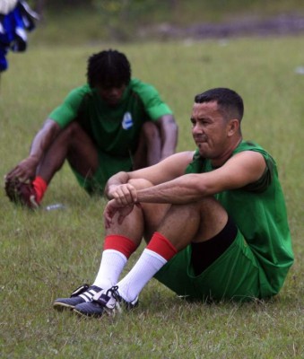Grandes futbolistas que se retiraron jugando en la Segunda División de Honduras