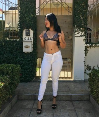 ¡CANDENTE! Así le da la bienvenida al verano la bella modelo Jeimy González