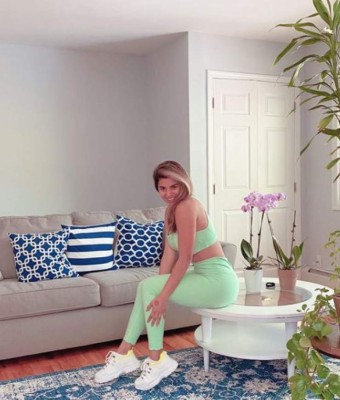 Así es la novia de Douglas Martínez y su historia de amor con la guapísima catracha que le robó el corazón ¡por Instagram!