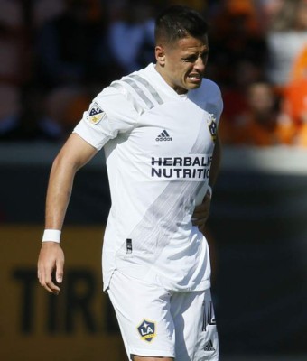 Duelo con Maynor Figueroa, capitán y el ritual: Así fue el incómodo debut de Chicharito Hernández en la MLS &nbsp;&nbsp;
