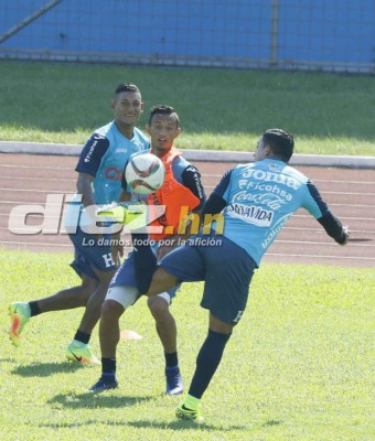 Así comenzó Jorge Luis Pinto a afinar la estrategia para buscar el triunfo ante Canadá