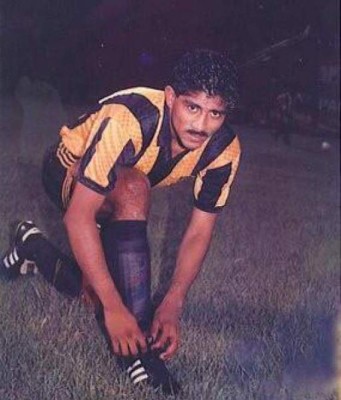 ¡Hasta con banca lujosa! El 11 histórico del Real España para presidente Elías Burbara