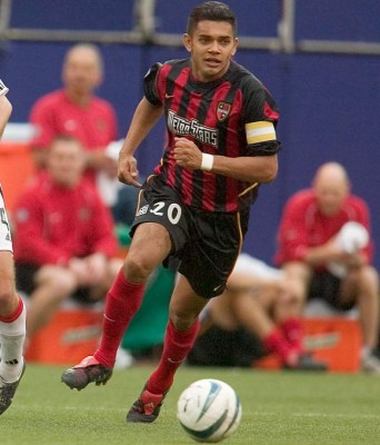 TOP: Los futbolistas hondureños que han sido capitanes en el extranjero