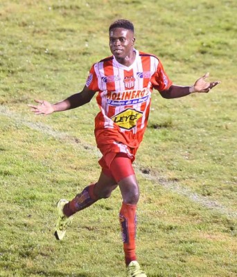 'Bautizados' por Ponce Morazán: Los ingeniosos apodos del periodista a los futbolistas de Liga Nacional