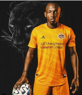 ¡No pierde tiempo! Así son los entrenamientos y la dieta de Alberth Elis en cuarentena