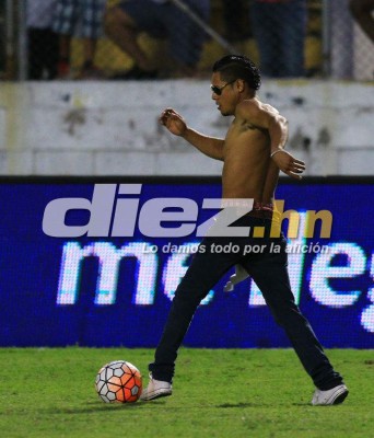 ¡Increíble! Un miembro de la Ultra Fiel fue el que 'definió' el clásico capitalino