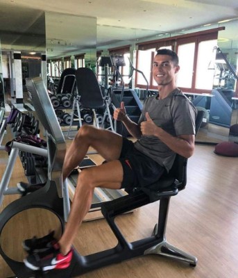 Lujos, el carro más rápido y animales exóticos: Así es la nueva vida de Cristiano Ronaldo en Italia