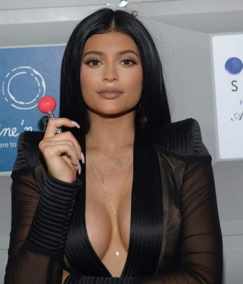 Kylie Jenner, la sexy hermana de las Kardashian adicta a los deportes