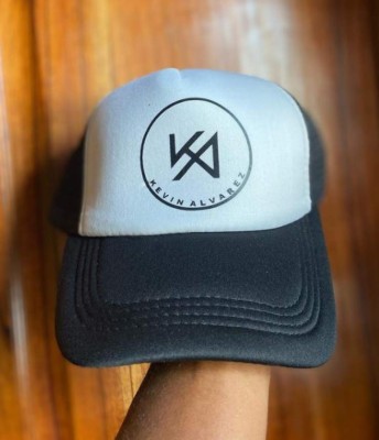 ¡Es de lujo! Kevin Álvarez, seleccionado hondureño, lanza su propia marca y línea de ropa