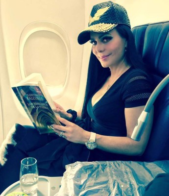 La despampanante Maribel Guardia y su corazón partido en el México-Costa Rica