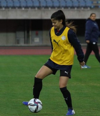 Machismo: El premio a una jugadora paraguaya que causa indignación y su inesperada reacción