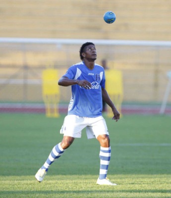 Carlo Costly resguardado.