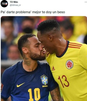 El beso de Neymar a Yerry Mina, protagonista de los memes en el Brasil-Colombia