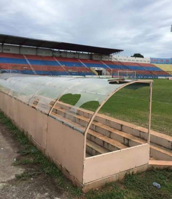 Estadio de La Ceiba está abandonado a un mes que inicie el Apertura
