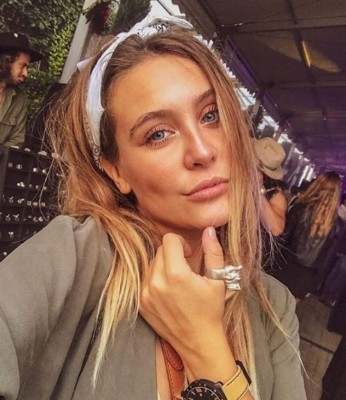 Yasmila Mendeguía, la nueva conquista que tendría Floyd Mayweather... ¡y que besó a Maluma!