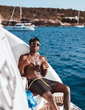 Así es el imperio de Vinicius: las nueve firmas que trabajan con el brasileño, por qué rompió con Nike y cuánto cobra en el Real Madrid