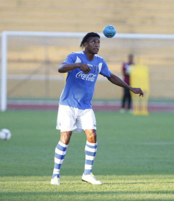 Carlo Costly resguardado.