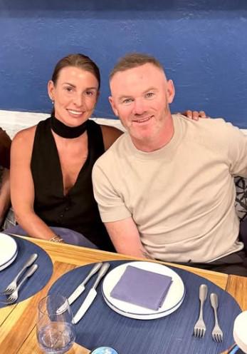 Rooney dejó el alcohol, impacta con su cambio físico y nueva faceta: No es por dinero