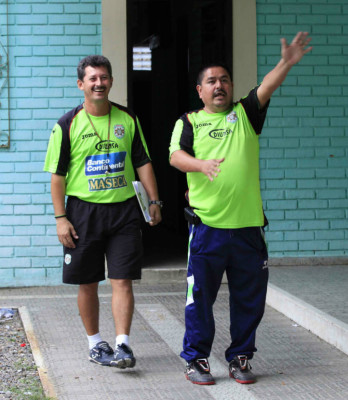 Huelga en Marathón por falta de salario.