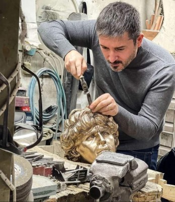 ¡De bronce para que sea eterna! Así es la hermosa estatua de Diego Maradona en Napolés