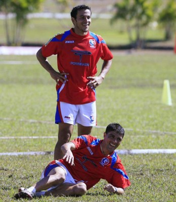 Jugadores que vistieron la camisa de Olimpia sin pena ni gloria