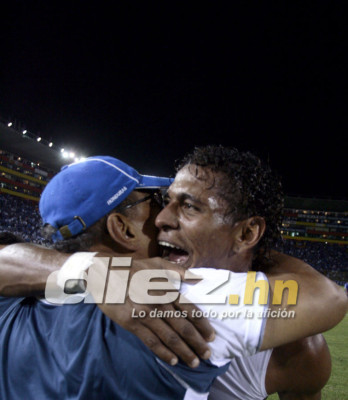 Imágenes de la celebración a Sudáfrica en El Salvador.