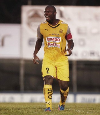 Los futbolistas hondureños que superaron infancias difíciles