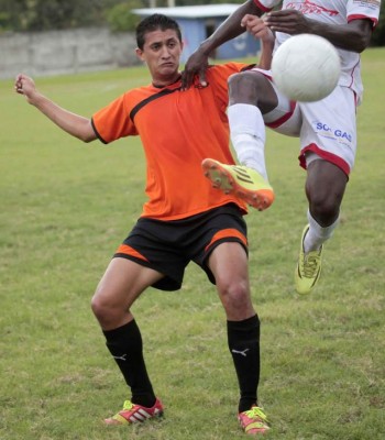RUMORES/FICHAJES: Real España confirma dos altas y Olimpia presta jugador