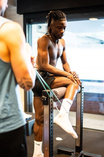 ¡Brutal cambio físico! Camavinga llegó delgado y ahora es otro: entrenar en el Real Madrid es una completa locura