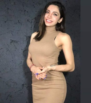 Así es la hermosa conductora de ESPN que entrena a un equipo mexicano y debutó con triunfo