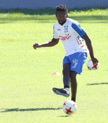 El posible 11 de Pinto ante El Salvador buscando jugadores para la eliminatoria