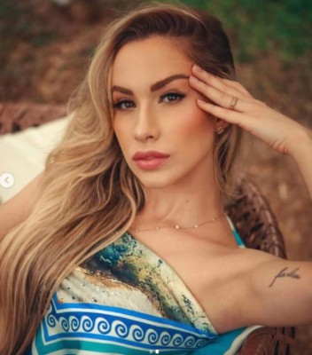 Así es la nueva vida de Adriano: vende su mansión por una millonada y se muda a un hotel; solo se llevó sus trofeos