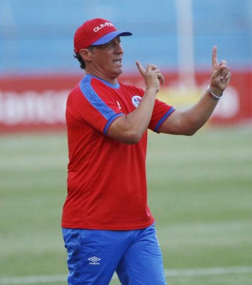 El sorpresivo 11 del Olimpia que anunció Pedro Troglio para jugar ante Vida