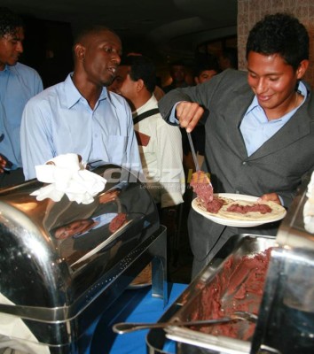 Del baúl de los recuerdos: La foto de Pacini, los futbolistas en el presidio y el contrato de Osman