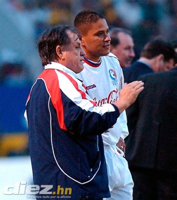 Colección de fotos históricas del Olimpia en su 103 aniversario