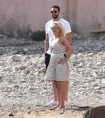 Pamela Anderson habría flechado a jugador de Francia