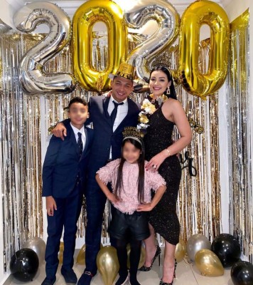 ¡Entre fiesta, amigos y familia! Los futbolistas hondureños recibieron el 2020 a lo grande