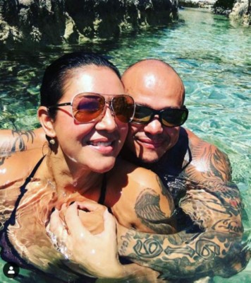 Sin máscara: Rey Mysterio muestra su cara oculta por amor y sorprende a los fanáticos de la WWE