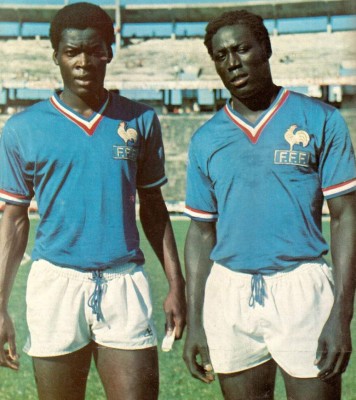 Fue figura del PSG, sufrió una lesión de rodilla y lleva 39 años en estado vegetativo; su esposa no pierde la esperanza