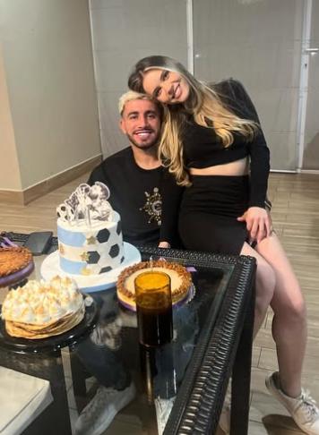 La historia de amor de Agustín Auzmendi con Cecilia García: así lo flechó la hondureña y hoy recibieron el mejor regalo de sus vidas