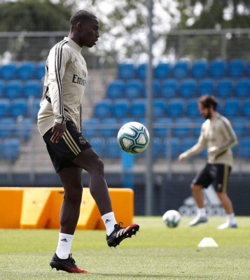 Solo uno con mascarilla: Real Madrid regreso a los entrenamientos con nuevos looks y sin protección