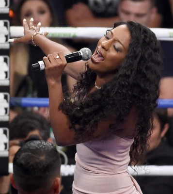 Así fue la última pelea del boxeador norteamericano Floyd Mayweather Jr.