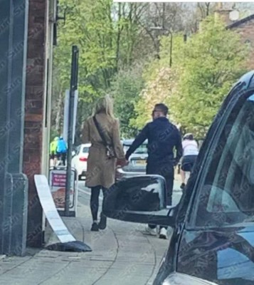 Es 14 años menor que él: Ryan Giggs encuentra el amor en un joven tras agredir a dos mujeres