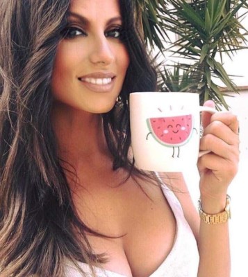 Así es la hermosa cantante que fue vinculada con Casillas tras separarse de Sara Carbonero